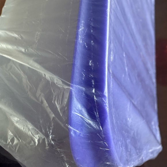 Freezer Mate Tupperware - Picture 3 of 6